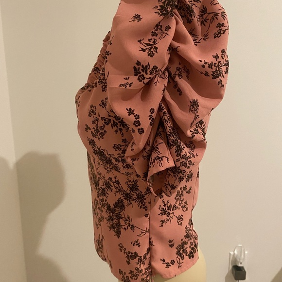 MILK & HONEY BLOUSE SIZE S 🌷Excel. Cond.🌷 - Picture 4 of 8